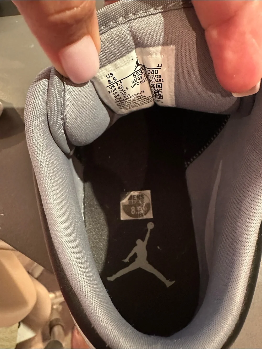 Nike Black and White Low-Top Sneakers with Gray Lining